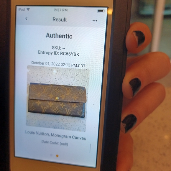 100% Authentic Louis Vuitton Vintage International Wallet - Picture 7 of 8